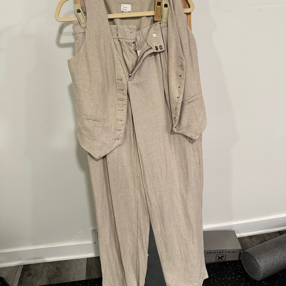 a new day Light Tan Women's Pantsuit (vest and pants)